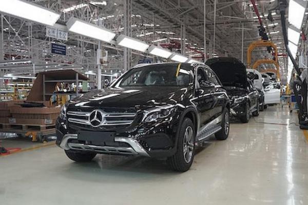    Tutup Sejak April, Kini Pabrik Mercedes-Benz Mulai Beroperasi