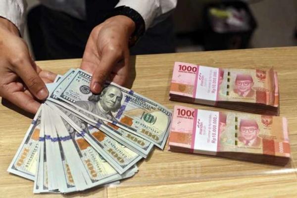 Rupiah Diramal Masih Penuh Tenaga