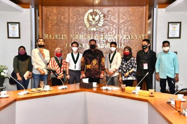 MPR Sebut Masa Depan Demokrasi di Tangan Anak Muda