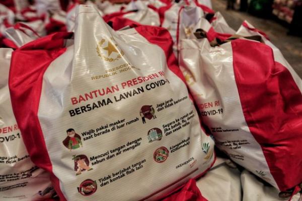 Begini Awalnya Sritex jadi Penyedia Tunggal Tas Bansos