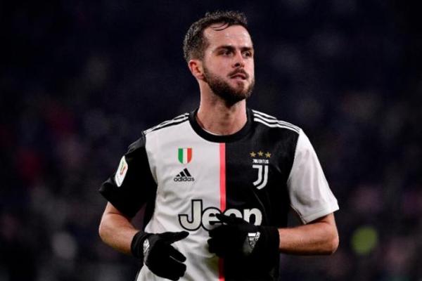 Juventus dan Barcelona Sepakat Tukar Guling Miralem Pjanic dengan Arthur Melo