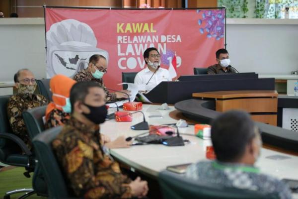 Gus Menteri Beberkan BLT Dana Desa di Depan Pimpinan KPK