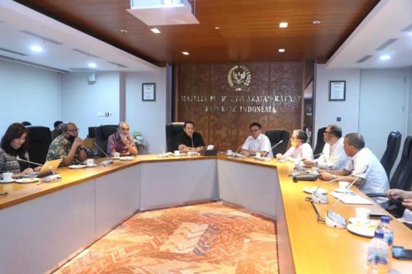 MPR Dukung Presiden Dorong Kementerian Belanja Dari Dalam Negeri
