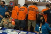 Lagi Konsumsi Narkoba, Tiga Pilot Dibekuk Polisi
