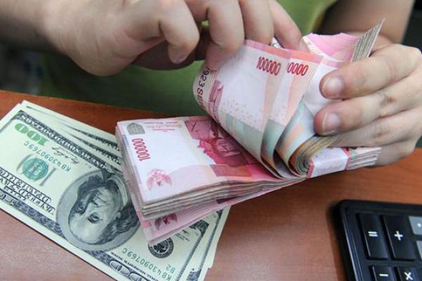  Jumat Pagi: IHSG Melemah, Rupiah Perkasa