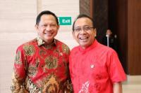 Mensesneg: Ada Yang Baru Dalam Upacara Bendera di Istana