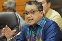 DPR Bakal Panggil Nadiem Makarim Soal Dana BOS