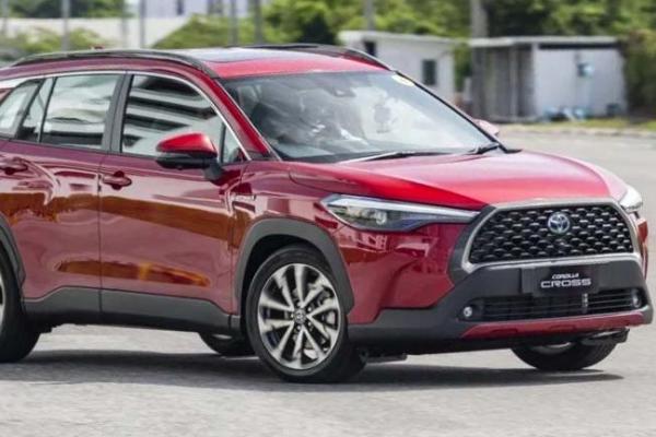  Toyota Corolla Corss Dirilis, Ini Banderolnya