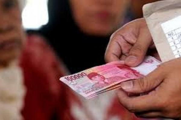  Bergaji di Bawah Rp5 Juta? Siap-siap Terima Bansos Tunai 