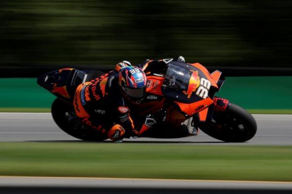 Rookie KTM Brad Binder Taklukkan Brno