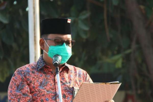 Food Station Gelar Upacara Kemerdekaan Penuh Khidmat