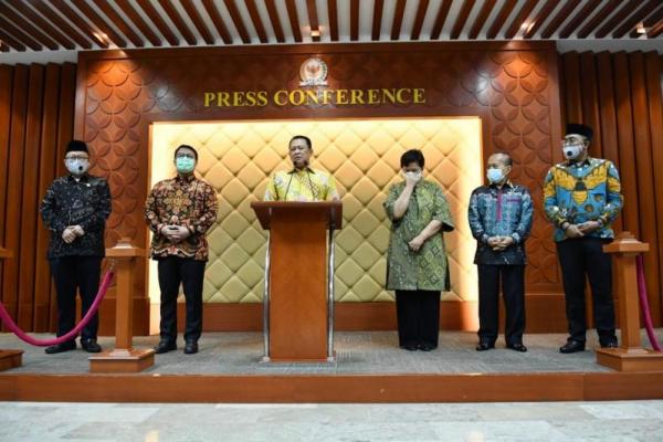 Peringatan Hari Konstitusi 2020 Digelar Sederhana dan Terapkan Protokol Kesehatan