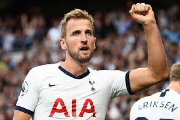 Berkat Dua Golnya, Kane Cetak Rekor Baru di Liga Premier