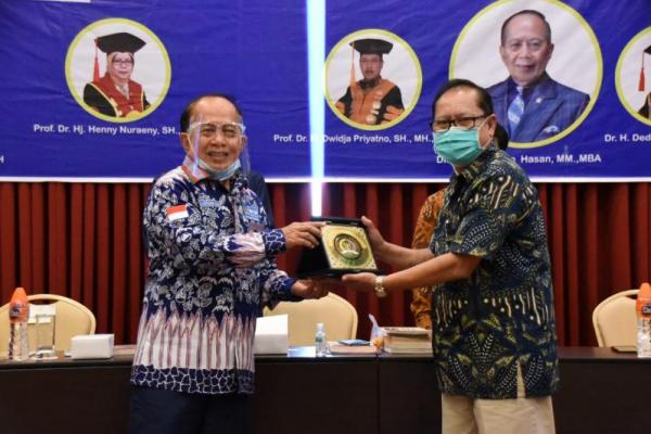 Wakil Ketua MPR Serap Pandangan Akademisi Terkait Amandemen UUD 45 Tentang GBHN