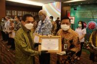 Sukses Stabilkan Pangan Saat Pandemi, Food Station Dapat Penghargaan Kemendag