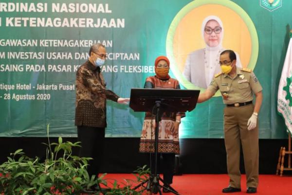 Pengawas Ketenagakerjaan Pilar Utama Penegakan Hukum Ketanagekerjaan