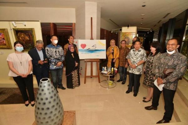 Buka Pameran Lukisan Iwan Suhaya, Bamsoet: Sebuah Gambar Bernilai Seribu Kata