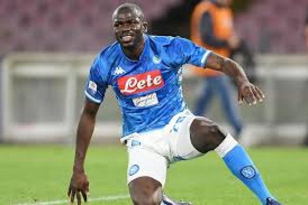 PSG Siap Buru Koulibaly Bareng City 