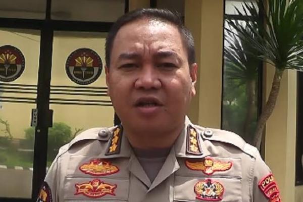 Polisi Bubarkan Acara KAMI di Surabaya