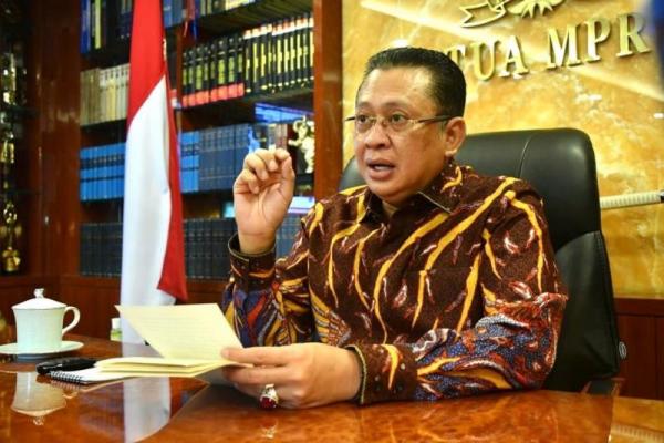 Bamsoet: Mahasiswa Pasca Sarjana Harus Berpikir Kritis dan Analitis