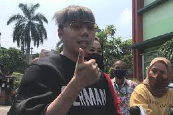 Kebahagian Roy Kiyoshi Usai Bebas Dari  Rehabilitasi Narkoba