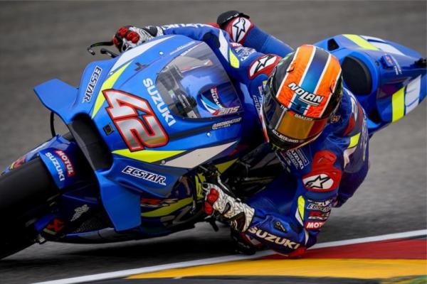 Alex Rins Juara GP Aragon