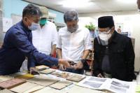 "Kesaksian Akhir Abad" WS Rendra, Rocky Gerung: Buat Saya Kesaksian Akhir Rejim