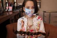 Seorang Anak di Turki Sumbangkan Rambut Untuk Pasien Kanker