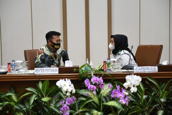 Syahrul: Kepala Desa Sama Pentingnya Menteri dalam Membangun Pertanian