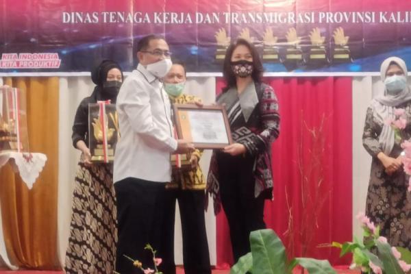 Tingkatkan Daya Saing, Kemnaker Beri Anugerah Siddhakarya Kepada Pelaku Usaha