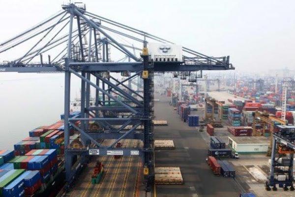 Pertumbuhan Ekonomi 2021 Tergantung Efektifitas Vaksin Covid-19