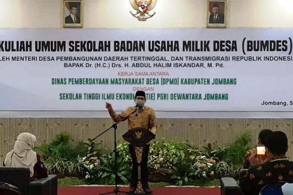  Ini Cara Mendes PDTT Agar Regulasi Mudah Dipahami Warga Desa