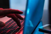 Duh, Peretas Bobol Data Vaksin COVID-19 Pfizer-BioNTech di Eropa