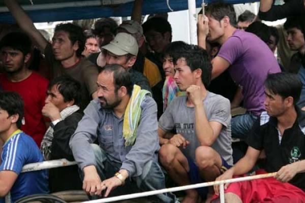 Iran: 3,5 Juta Warga Afghanistan Mencoba Selamat Dalam Kondisi Sulit