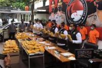 Tampang 10 Pengedar Sabu 202 Kilo Jaringan Timur Tengah Berbaju Tahanan 