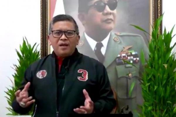 Di Tengah Pandemi, Natal Versi Sekjen PDIP: Kobarkan Solidaritas