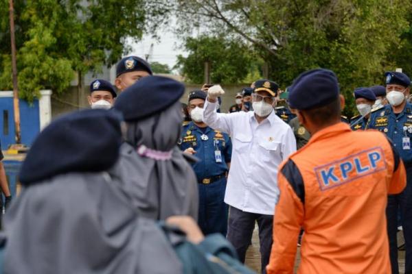 Belasan Ribu Personel KPLP Tetap Bertugas Amankan Nataru
