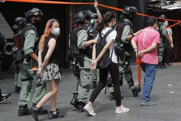 53 Aktivis, Oposisi Hong Kong Ditangkap Di Bawah UU Keamanan Nasional