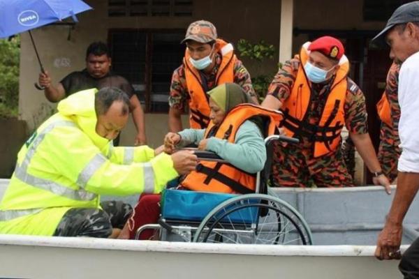  Pengungsi Banjir Malaysia Hampir Capai 45 Ribu Jiwa