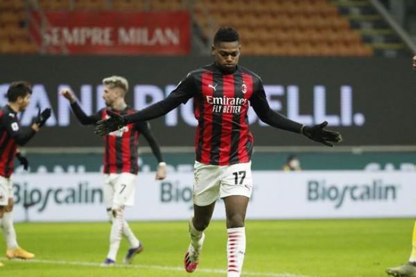 Liga Italia: Milan Menjauh Dari Rival 