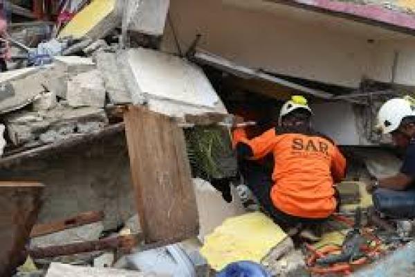 Korban Gempa Sulawesi Barat Bertambah Jadi 73 Orang