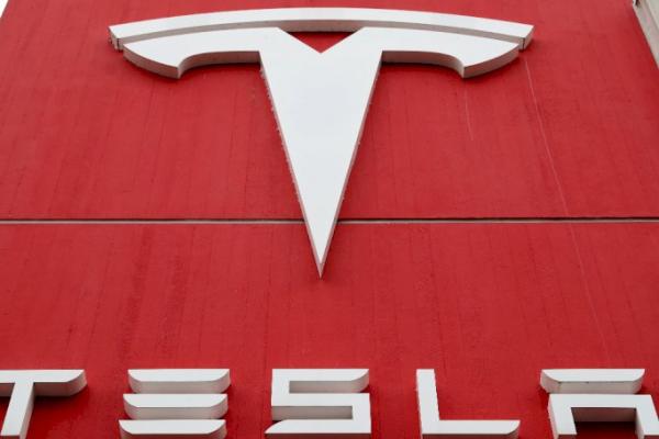  Indonesia Terima Proposal Kendaraan Listrik dari Tesla
