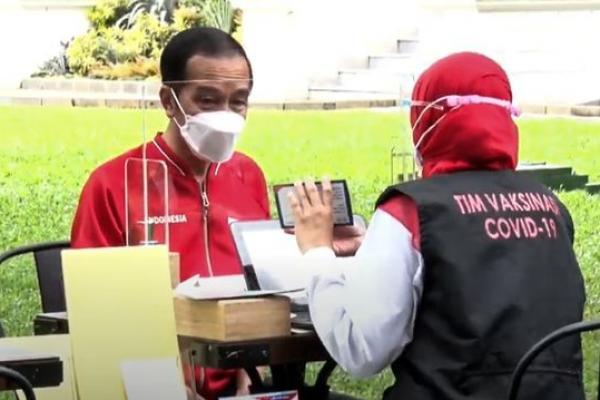 Hari Ini, Jokowi Terima Suntikan Vaksin Kedua 