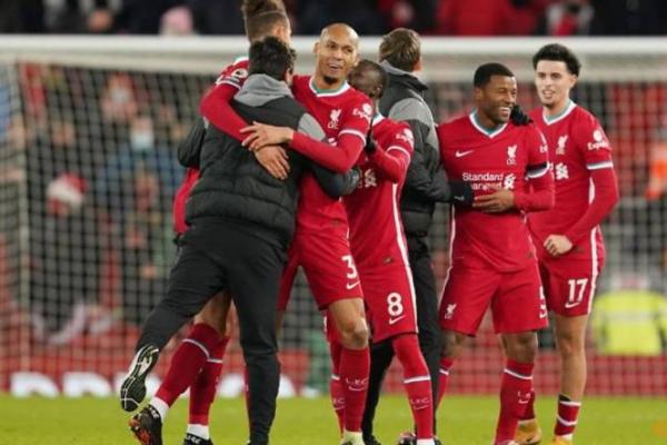 Liverpool Hajar Tottenham 3-1