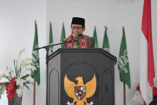Berkunjung ke Maluku, Gus Menteri Tinjau Potensi Pengembangan BUMDes di Desa Eti
