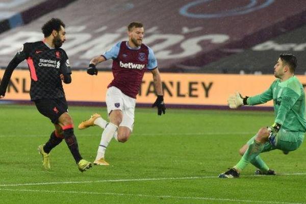 Salah Kokoh Pimpin Top Skor Liga Inggris