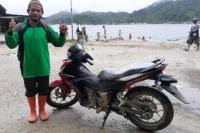 Suka Duka Dakwah Rosman di Mentawai