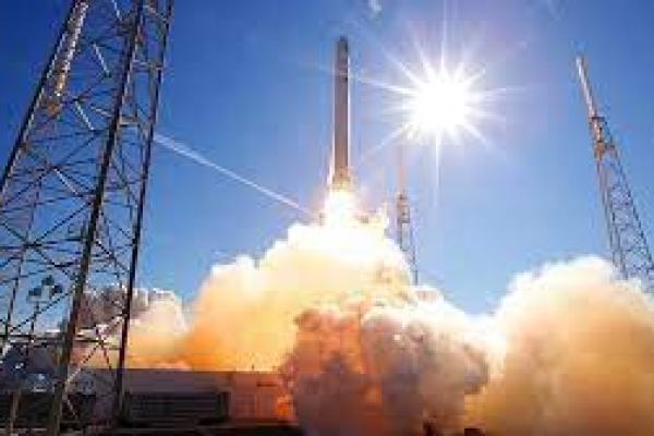 India Luncurkan Satelit Pengamat Bumi Brasil