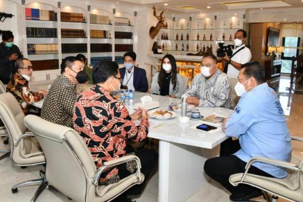 Bamsoet : Platform e-Commerce Harus Memberikan Ruang Bagi Pelaku Usaha Koperasi dan UMKM Indonesia