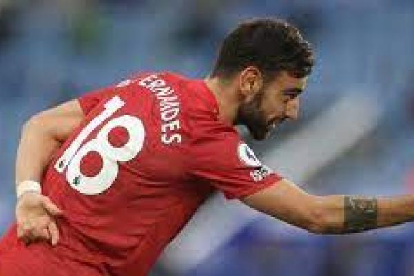 Fernandes Tak Terima Dikritik Bermain Buruk 